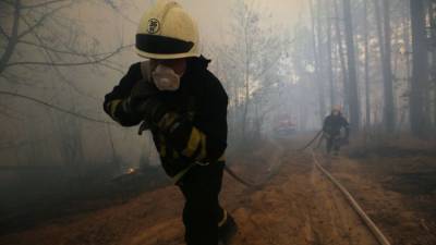 Лесной пожар под Судаком тушили с помощью авиации