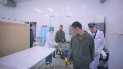 Военные медики из России приступили к работе в госпиталях двух городов Казахстана