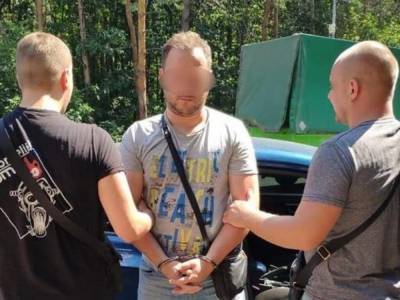 Под Киевом мужчина устроил беспорядочную стрельбу: пострадала женщина
