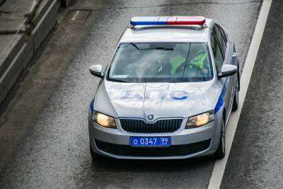 В Дмитрове водитель Mercedes сбил пешехода и скрылся