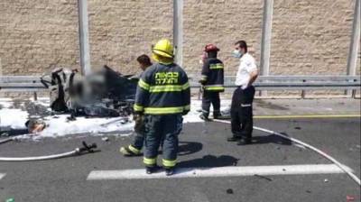 Машина столкнулась с автоцистерной в центре Израиля, водитель сгорел