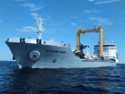 В Арктике создадут группировку новейших танкеров проекта 23130