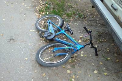 В рязанском поселке семилетний велосипедист попал под мопед