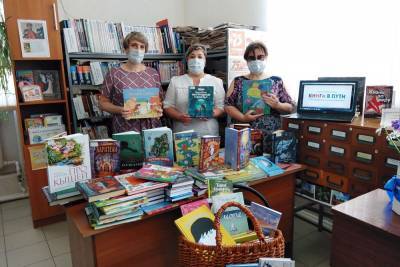 Новые книги для детей появились в сельских библиотеках Липецкой области
