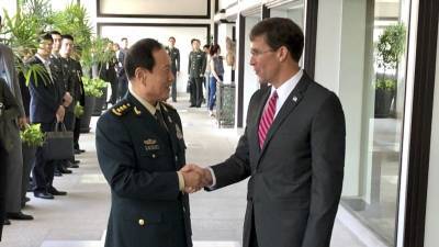 Глава Пентагона обсудил вопросы безопасности с китайским коллегой