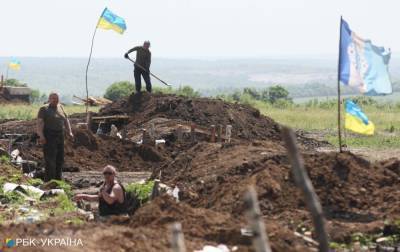 На Донбассе боевики трижды нарушили режим "тишины", потерь нет