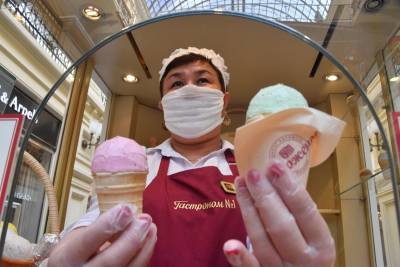Американцы потратили миллионы долларов на московское мороженое