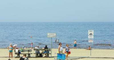 На многих рижских пляжах температура воды снизилась до +16..+17 градусов