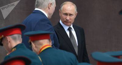 Путин обсудил с Лукашенко ситуацию с задержанными в Минске россиянами