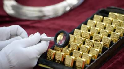 Эксперт оценил перспективы золота как международной валюты