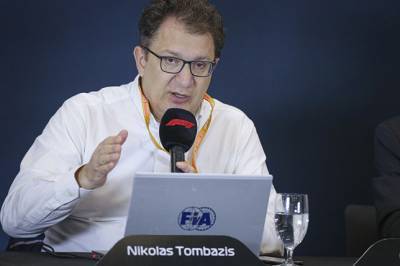 Томбасис: Мы не хотим, чтобы в Ф1 было 10 копий Mercedes