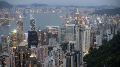 США ввели санкции против главы Гонконга и еще десятка граждан КНР