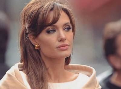 У Анджелины Джоли - интрижка с голливудской звездой