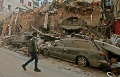 Власти Ливана: причиной взрыва в Бейруте могло быть вмешательство извне