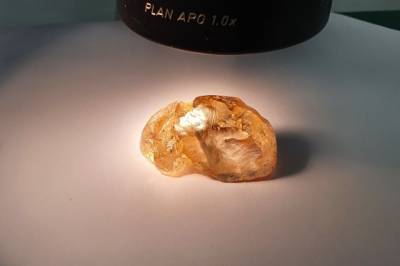 В Якутии добыт крупнейший цветной алмаз