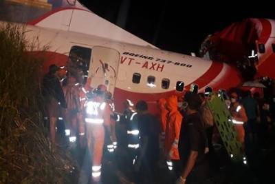 Названо окончательное число жертв авиакатастрофы в Индии