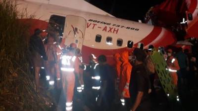 Спасательная операция на месте крушения самолета в Индии завершена