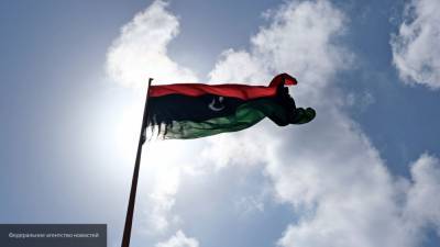 Протестующие против ПНС Ливии начали жечь покрышки в Аз-Завии