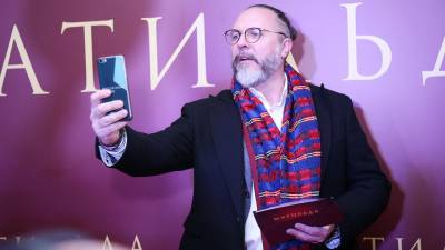 Режиссер Грымов заявил об «уничтожении» Ефремова адвокатами