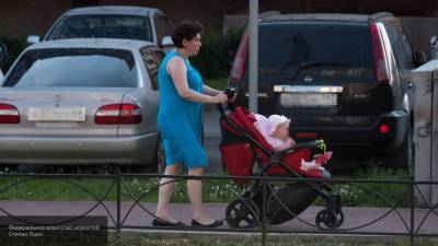 Многодетным мамам в России позволят выйти на пенсию досрочно