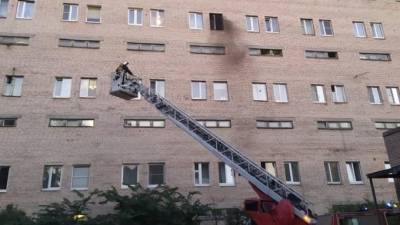В пожаре на улице Маршала Тухачевского пострадали две женщины