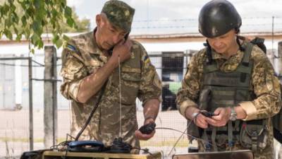 В Украине - День войск связи
