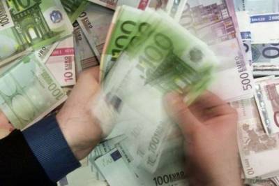 Опять валютные ралли по евро: чего ждать от обменников на выходные