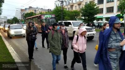 Хабаровчане снова устроили несанкционированный митинг на улицах города
