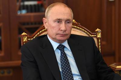 Путин поздравил россиян с Днем физкультурника