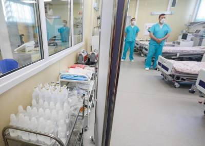Более 200 пациентов проходят лечение в инфекционной больнице в поселении Вороновское