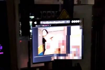 В Туле в витрине магазина бытовой техники разместили порнокартинку