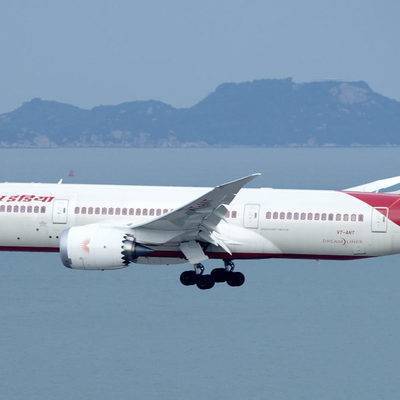 Авиакомпания Air India Express подтвердила гибель 18 человек в результате жесткой посадки Боинга