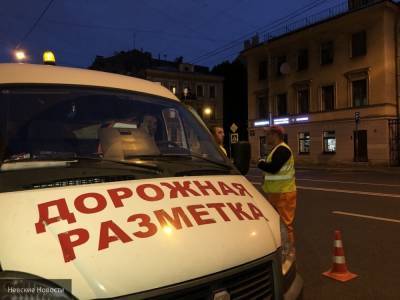 Водителям Петербурга пометят зону платной парковки синей разметкой