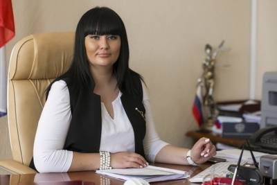 Водившая дружбу с «авторитетами» председатель суда Волгограда поймана с поличным