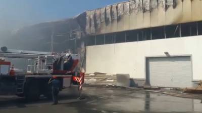 Пожар на заводе в Волжском локализован
