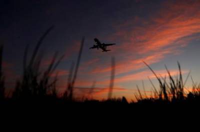 «Самолет не упадет»: астролог сообщил, когда можно отправляться в поездки