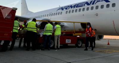 Не только армянам – всем: Из Еревана проводили первый гуманитарный рейс в Бейрут