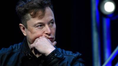 Критик Tesla подал в суд на Илона Маска за клевету