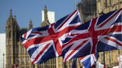 Посол РФ заявил о росте зависимости политики Британии от США
