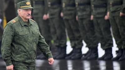 В Минск стекается военная техника