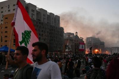 СМИ сообщили о 490 пострадавших при беспорядках в Бейруте