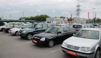 Средняя цена автомобиля с пробегом в июле снизилась на 0,4% - autostat.ru - Россия