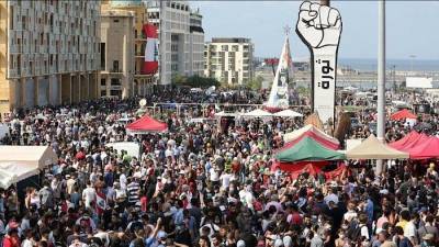 На протестах в Ливане пострадали больше 700 человек и погиб офицер полиции