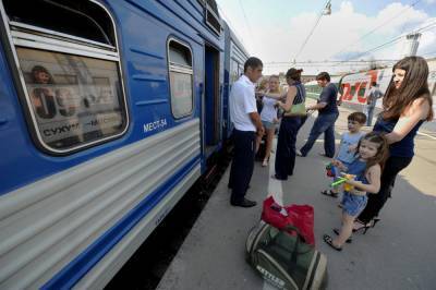 Первые после снятия ограничений по COVID-19 поезда прибыли из России в Абхазию