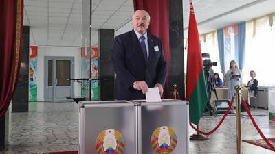 Лукашенко получил от Путина письмо "на пяти страницах"