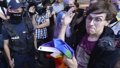 "Всех не пересажаете!" - протест ЛГБТ в Польше
