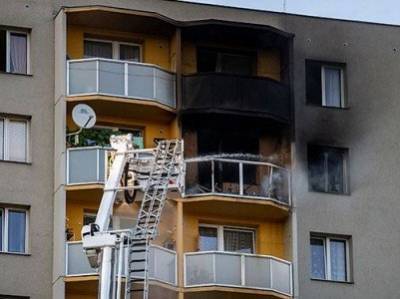 11 человек погибли в результате пожара в многоквартирном доме в Чехии