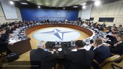 НАТО поделилась планами о расширении научного сотрудничества с Киевом