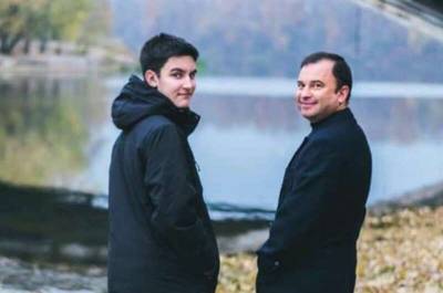 "Папа, я тебя люблю": Виктор Павлик растрогал сеть видео с покойным сыном