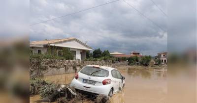 Катастрофическое наводнение в Греции: жертвами стихии стали пять человек (видео)
